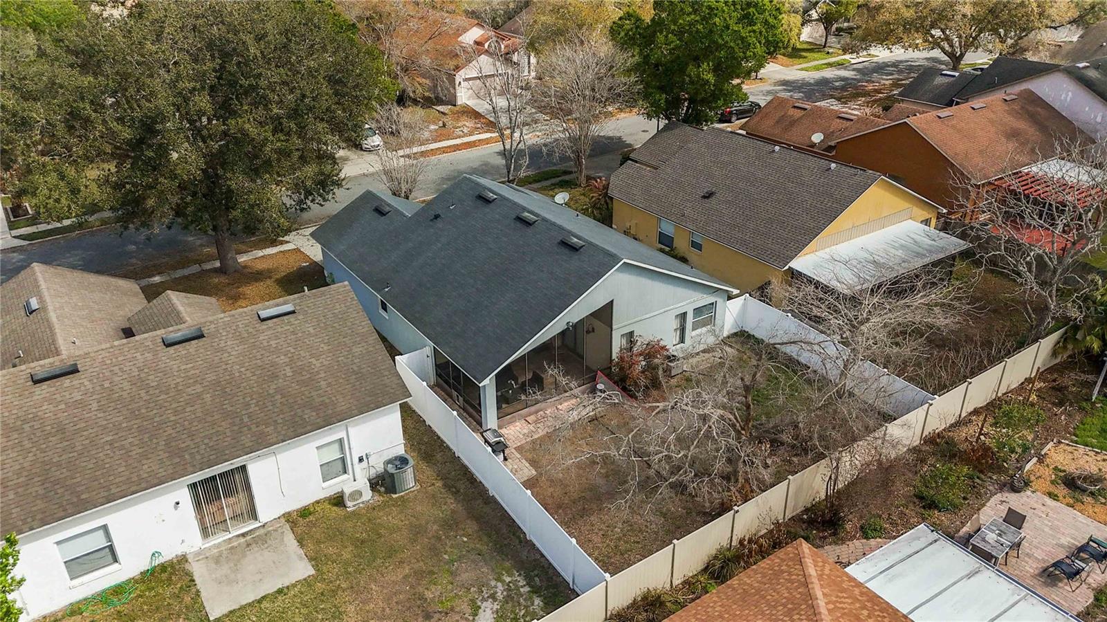 Image 23 of 28 For 1647 Riveredge Road