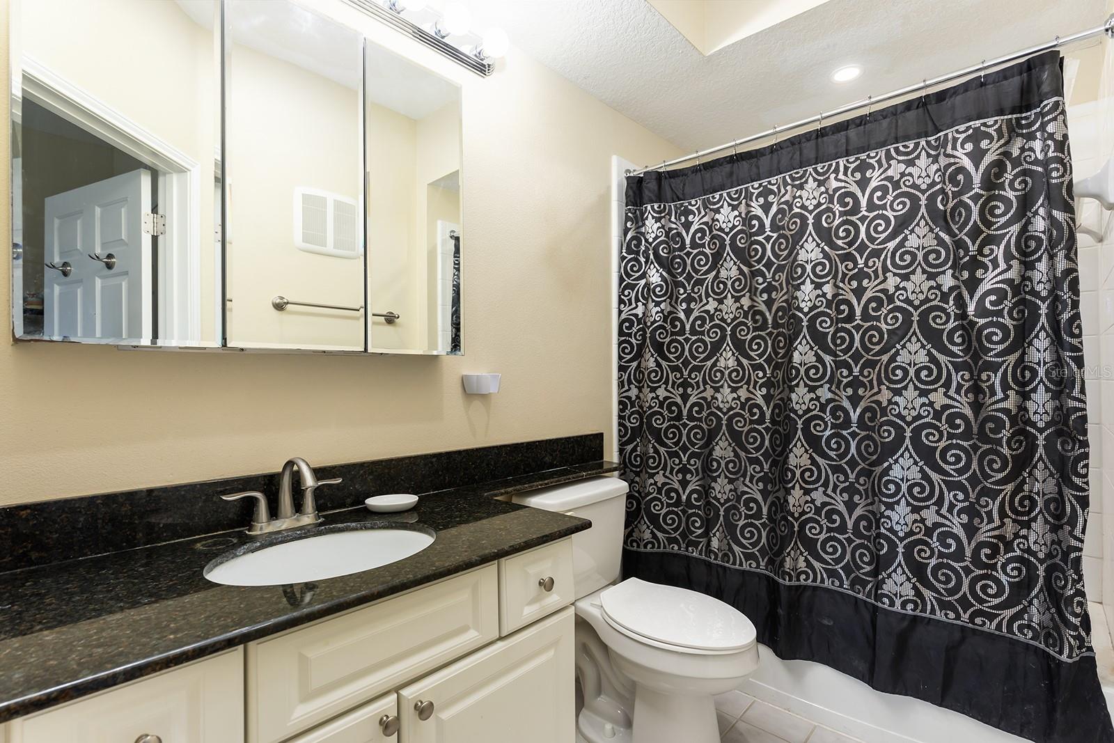 Image 10 of 29 For 2015 Reston Road 2208