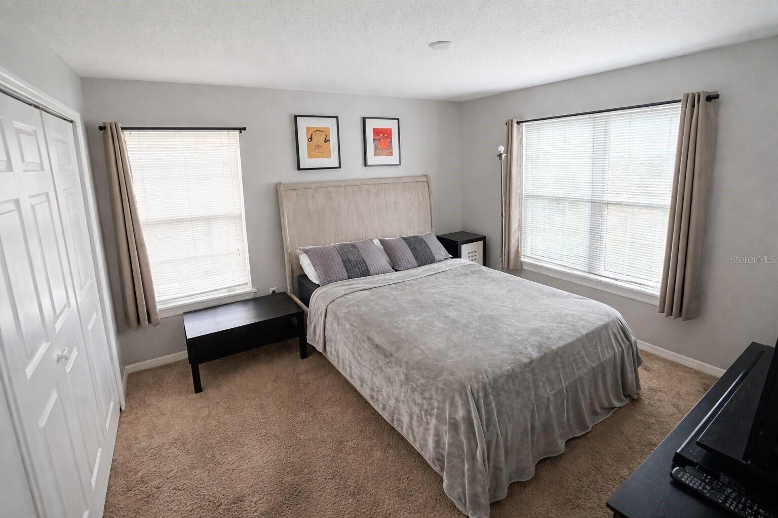 Image 11 of 13 For 5483 Vineland Road 10301