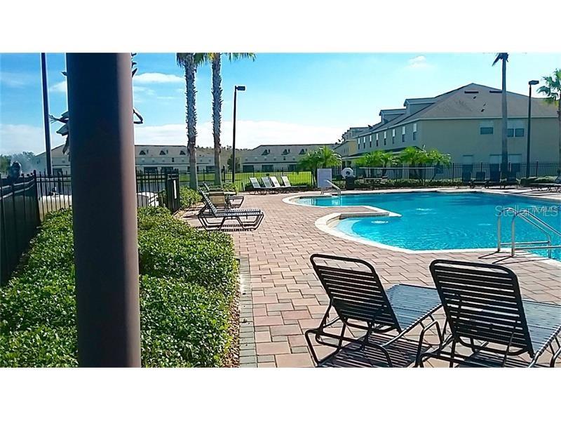 Image 19 of 20 For 2922 Ashland Lane S