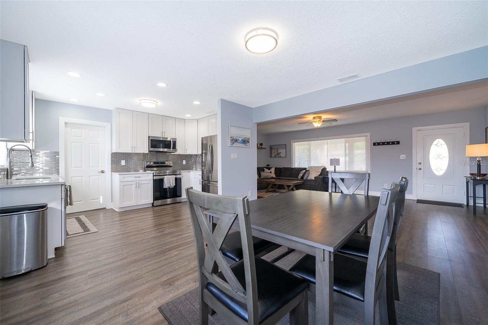 Image 7 of 21 For 814 Malone Drive