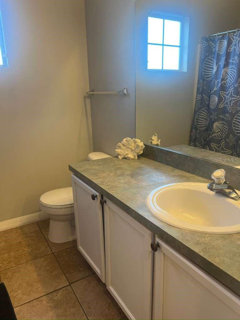 Image 16 of 18 For 115 Castlemain Circle