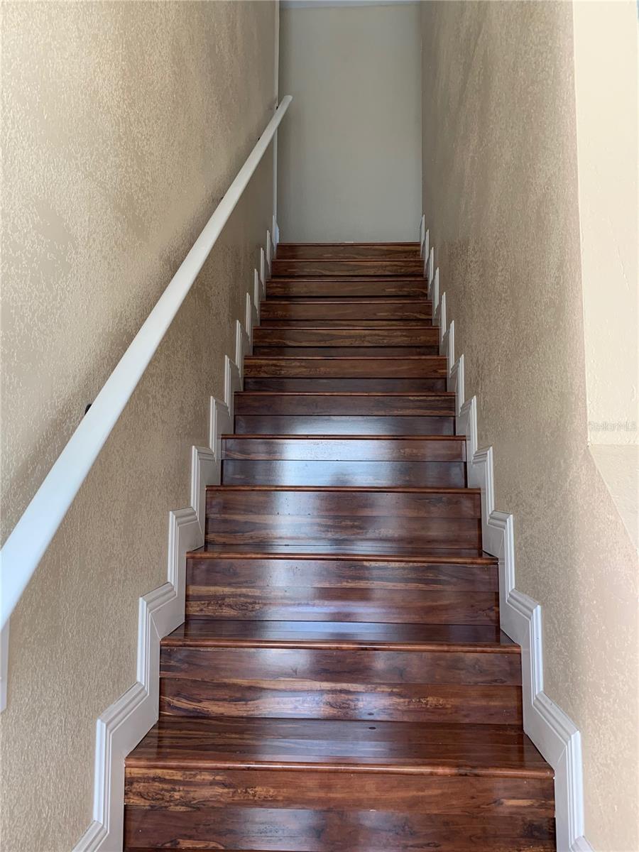 Image 9 of 20 For 2220 Heathwood Circle