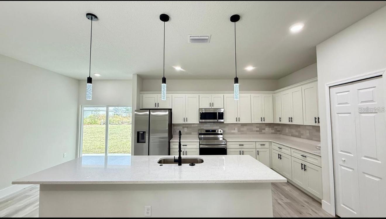 Image 24 of 39 For 495 Marion Oaks Manor