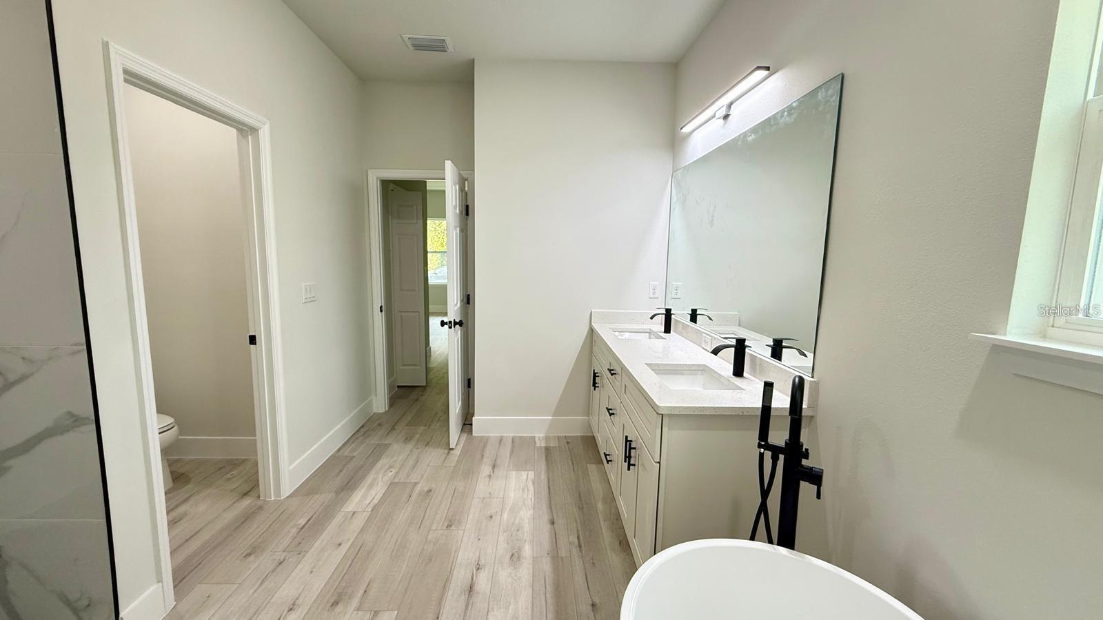 Image 30 of 39 For 495 Marion Oaks Manor