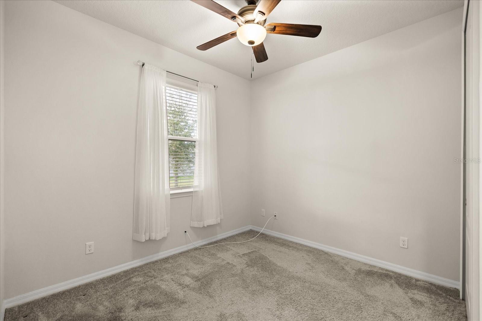 Image 13 of 35 For 5192 Chickadee Street