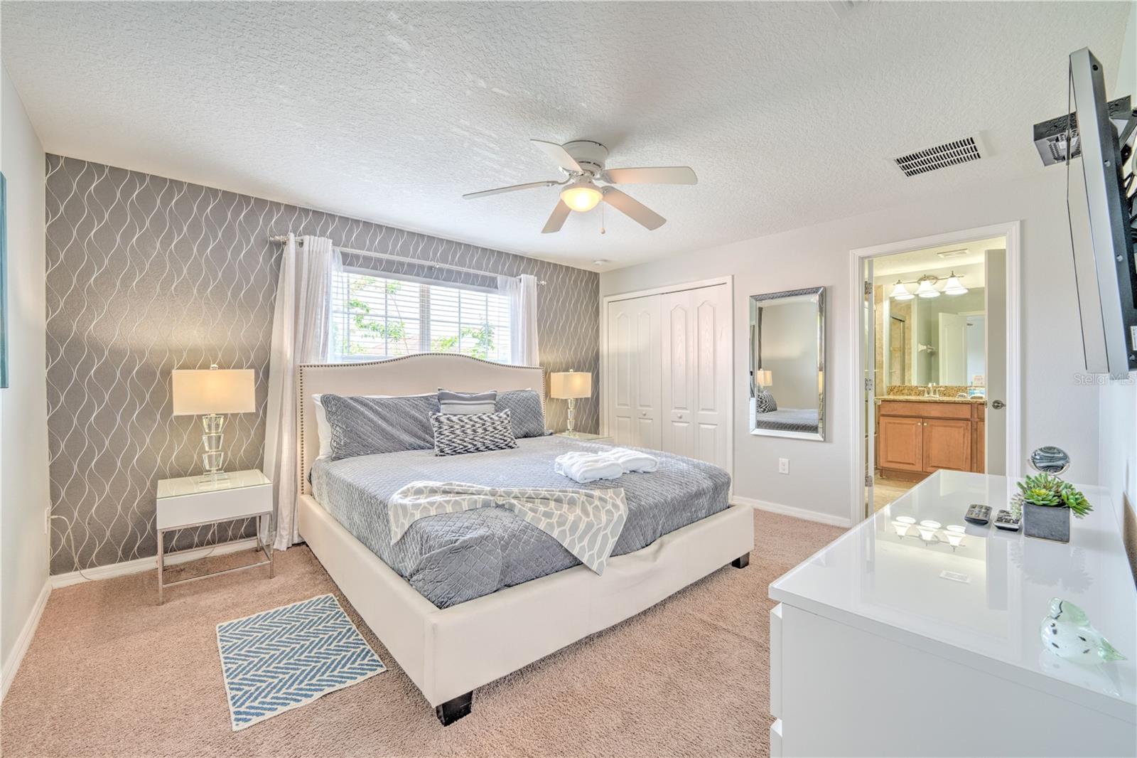 Image 8 of 18 For 8961 Bismarck Palm Rd