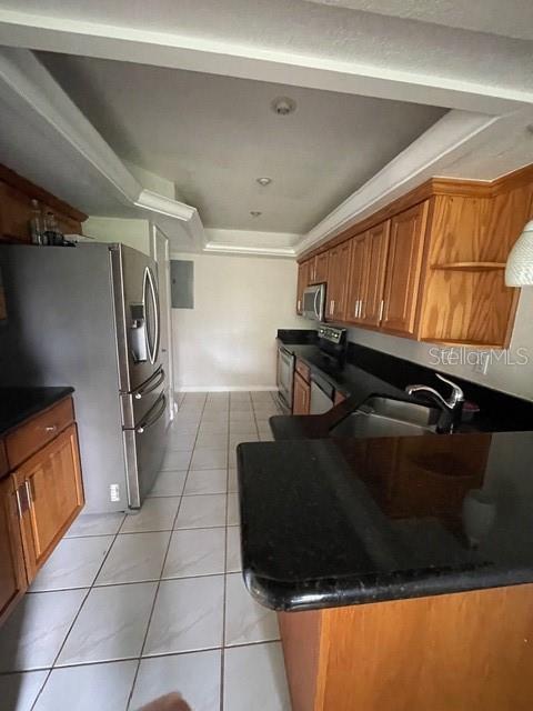 Image 4 of 13 For 5466 Pine Creek Drive 2002