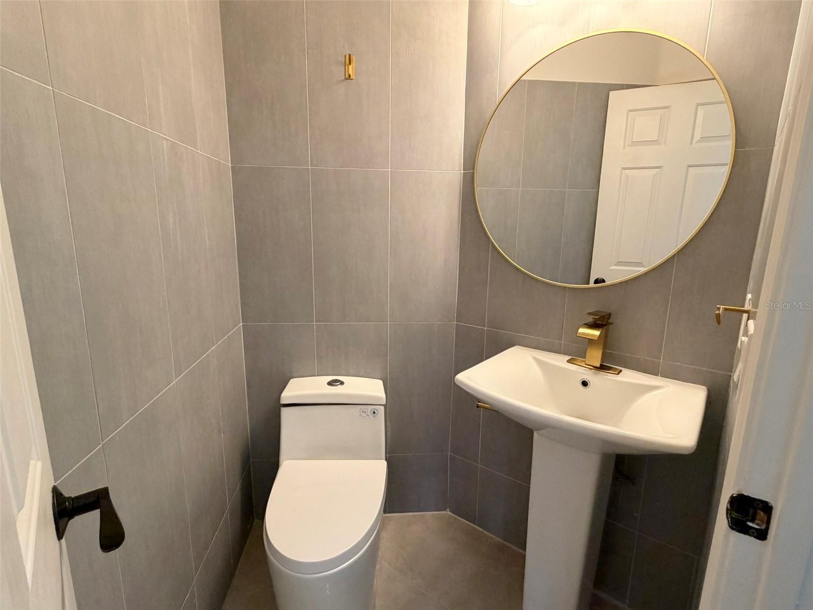 Image 13 of 31 For 2006 Pirie Place