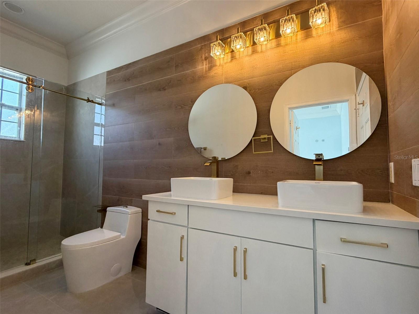 Image 21 of 31 For 2006 Pirie Place