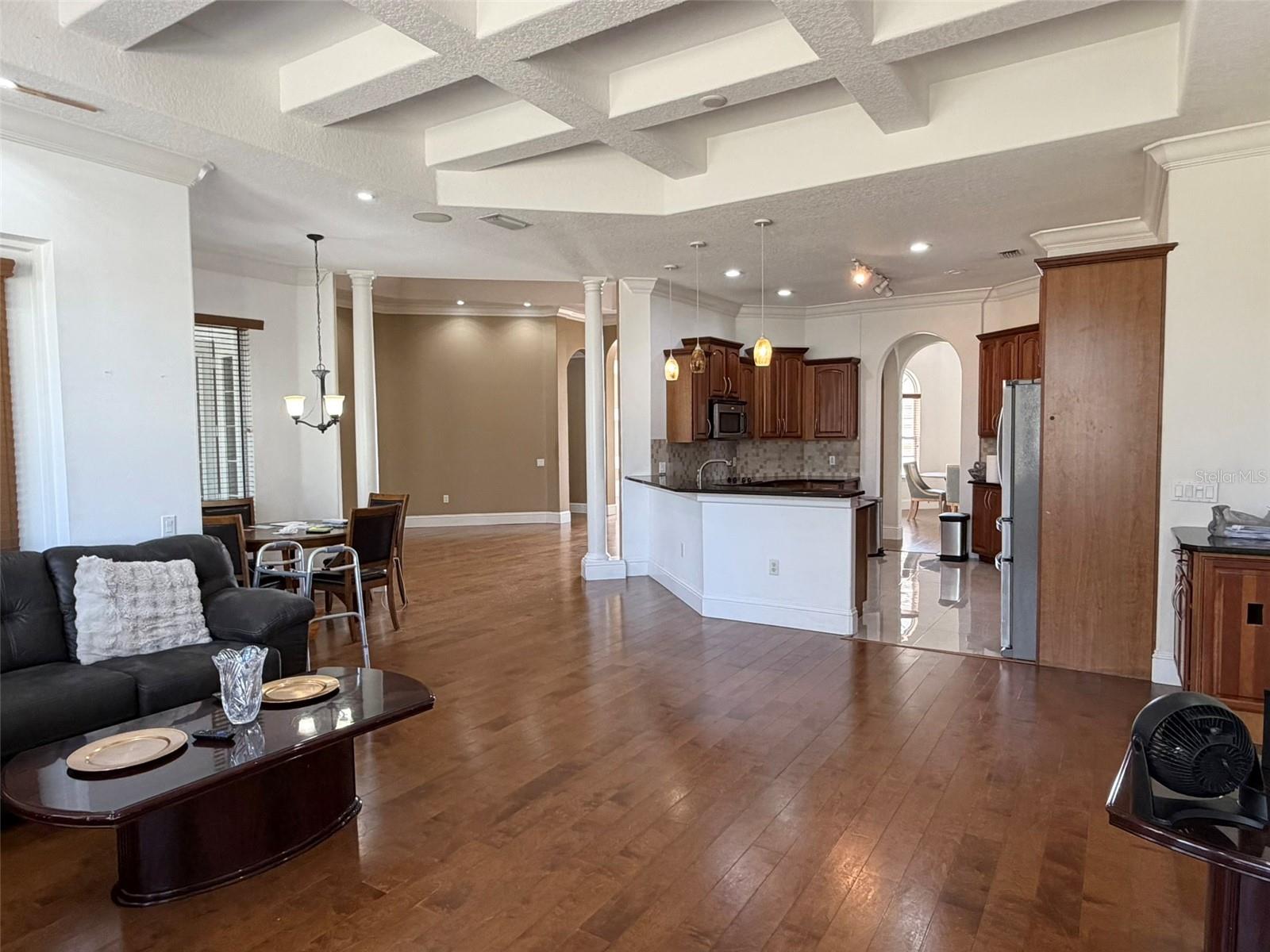 Image 7 of 31 For 2006 Pirie Place