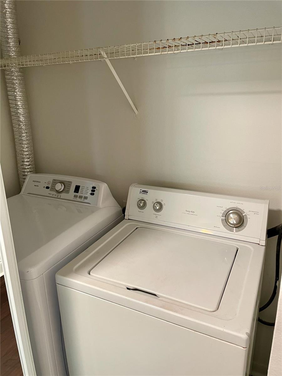 Image 11 of 12 For 2521 Grassy Point Drive 101