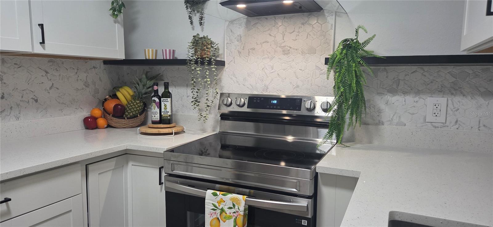 Image 11 of 79 For 1152 9th Street