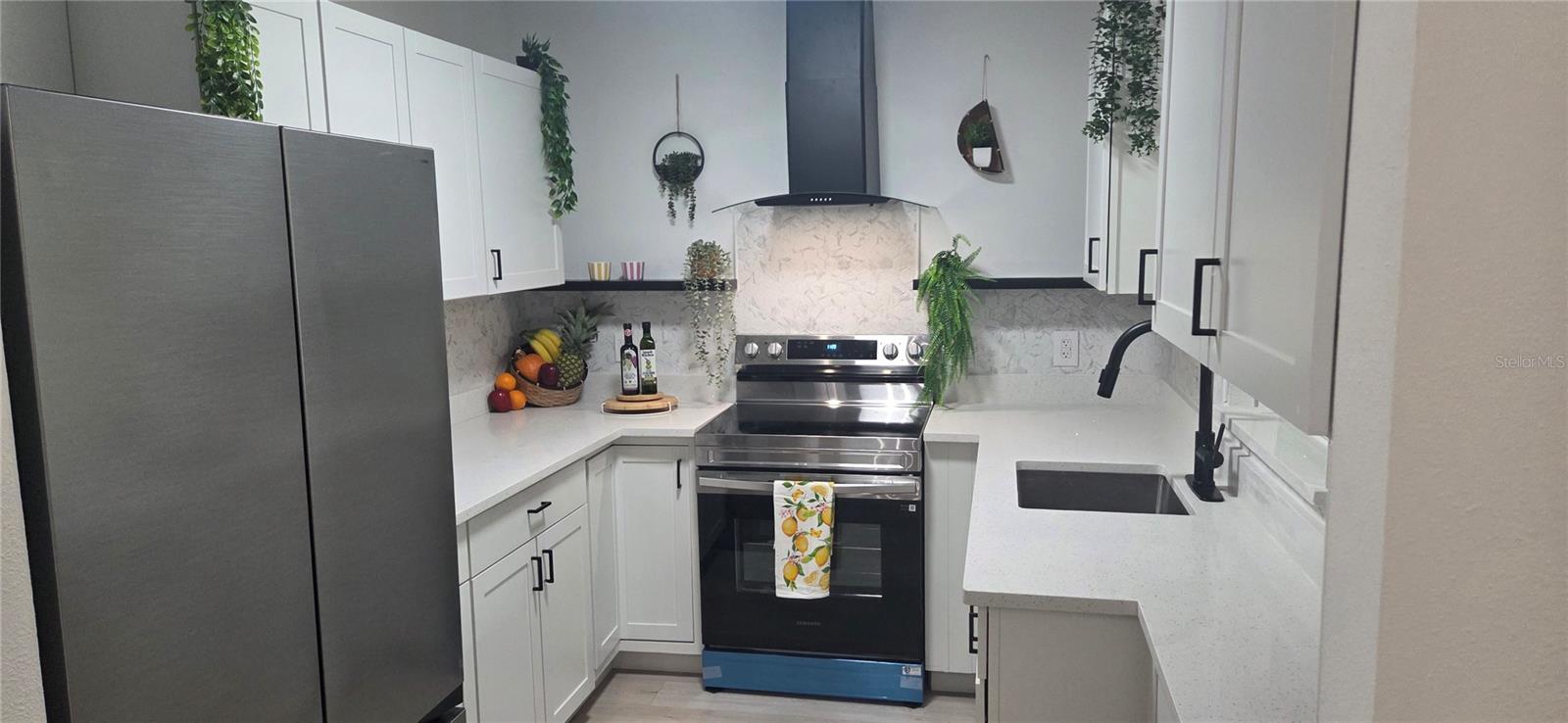 Image 13 of 79 For 1152 9th Street