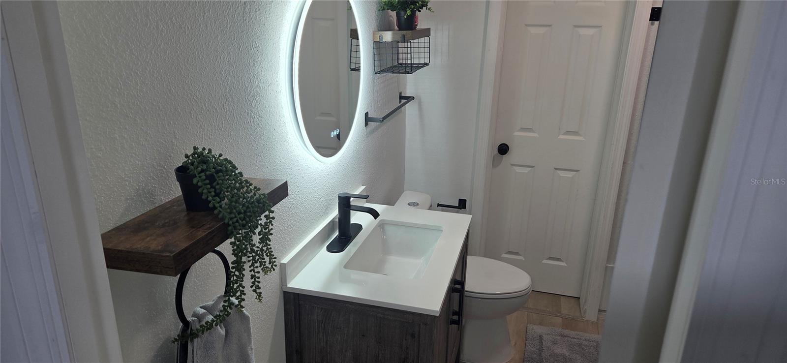 Image 26 of 79 For 1152 9th Street