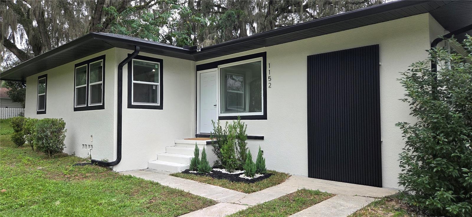 Image 37 of 79 For 1152 9th Street