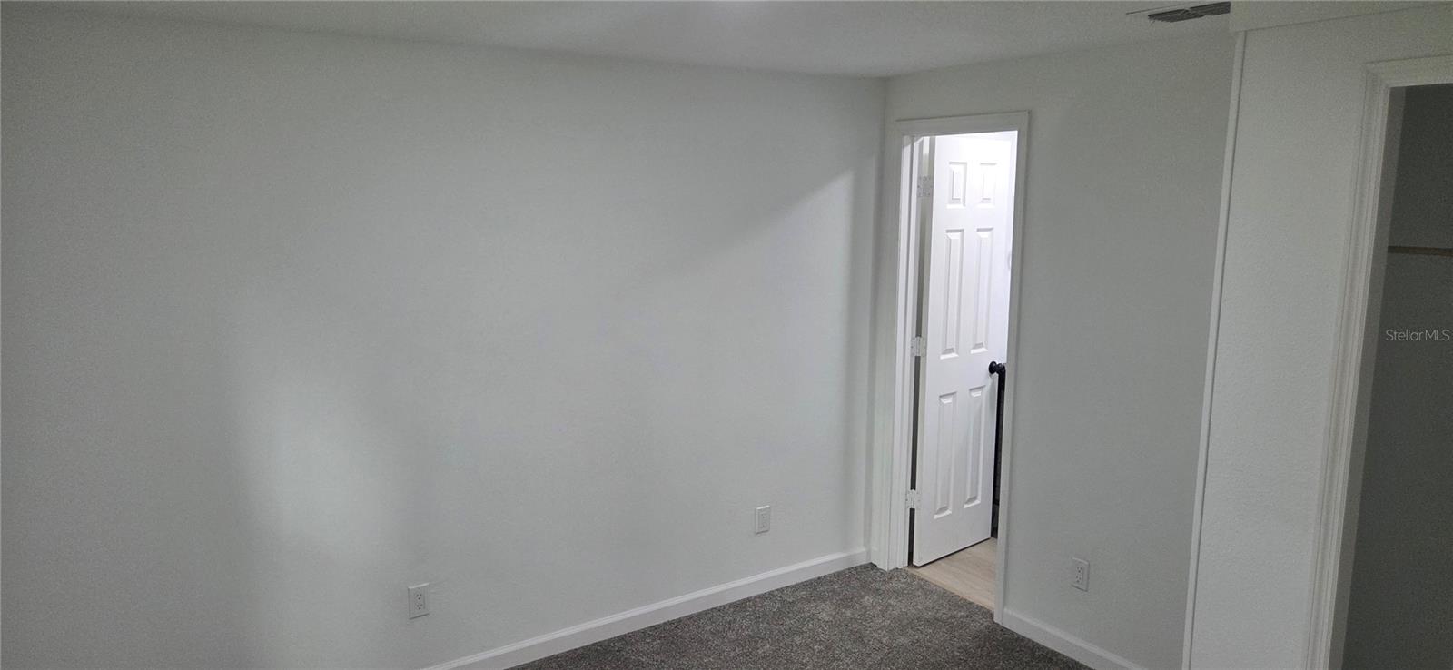 Image 48 of 79 For 1152 9th Street