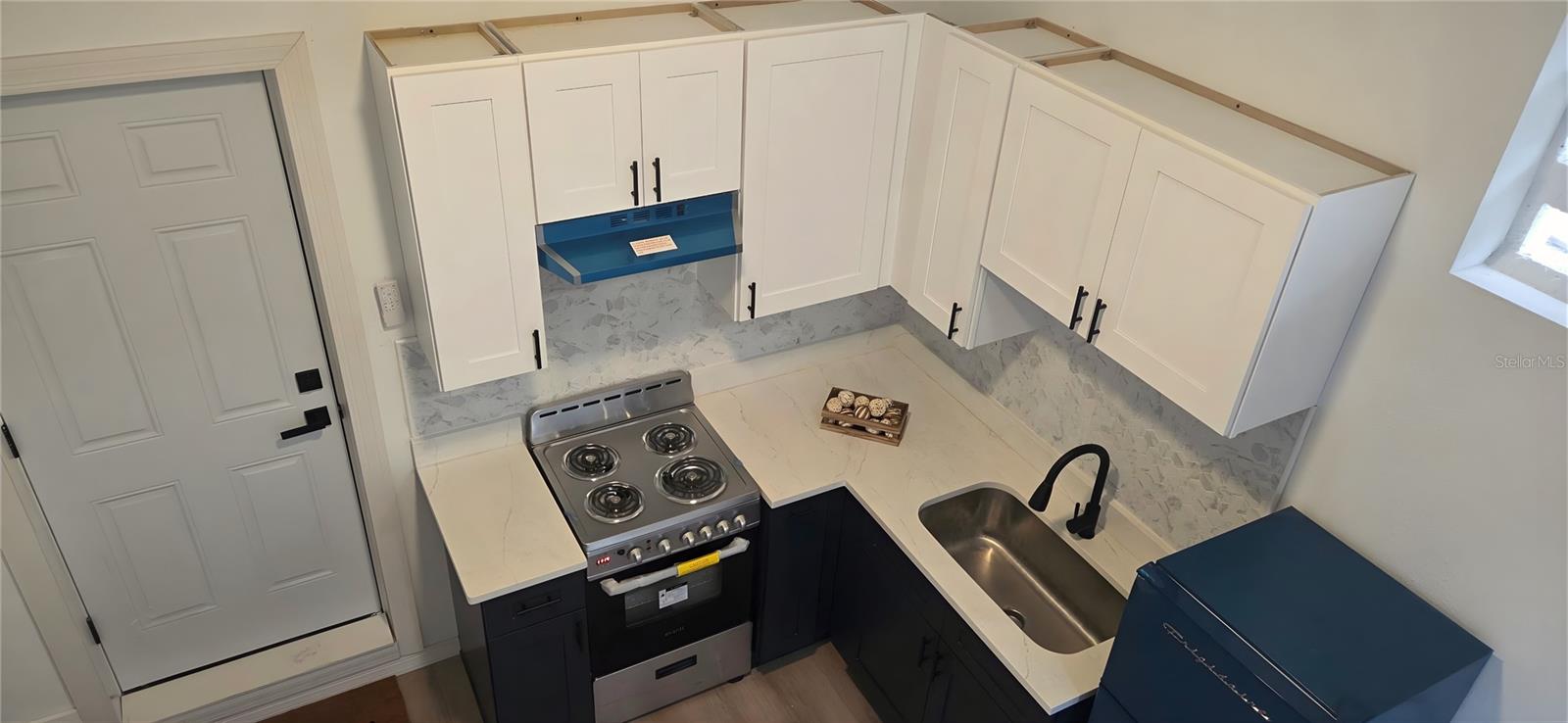 Image 61 of 79 For 1152 9th Street