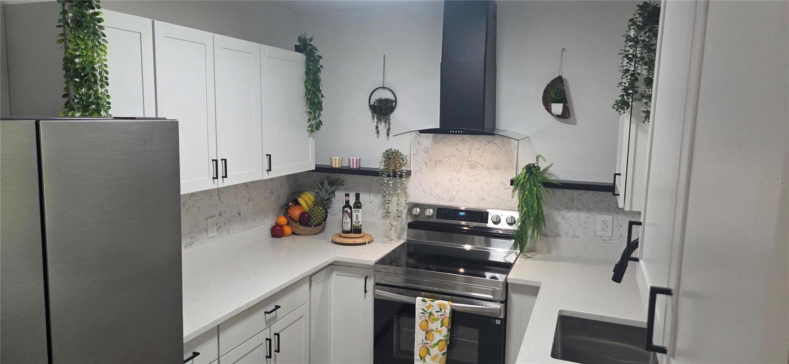 Image 8 of 79 For 1152 9th Street