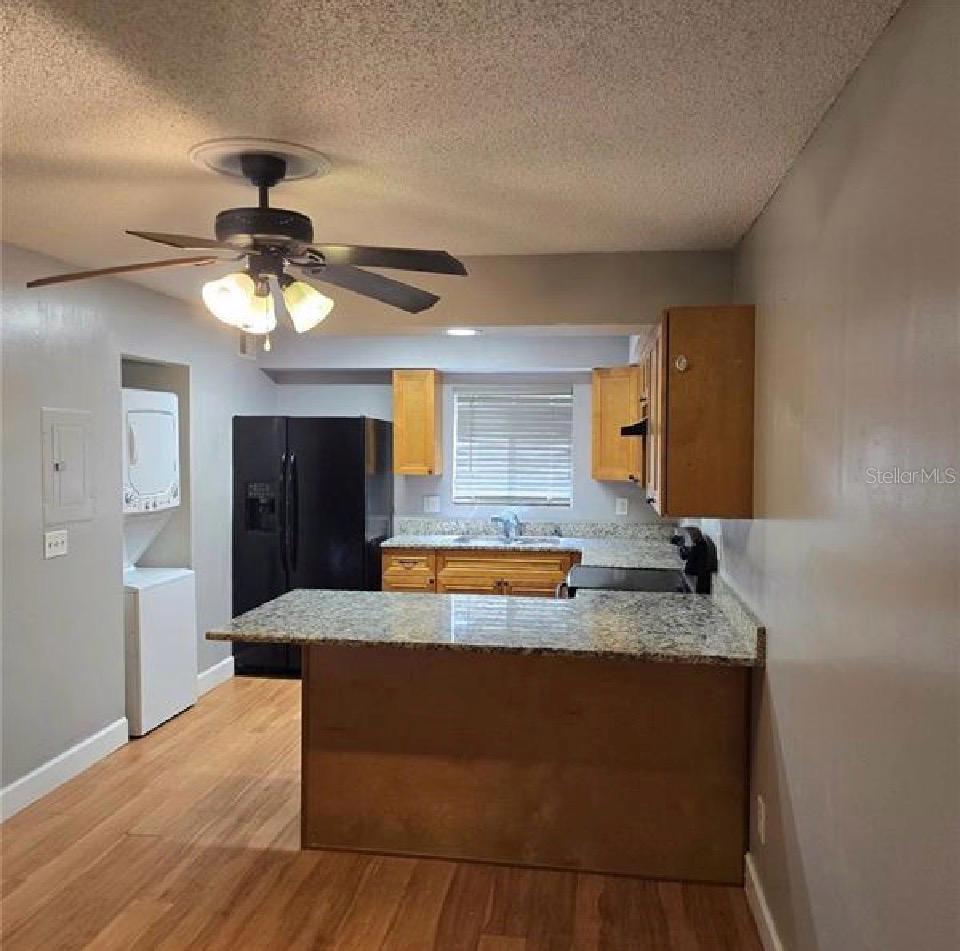 Image 4 of 7 For 7326 Swallow Run 7326