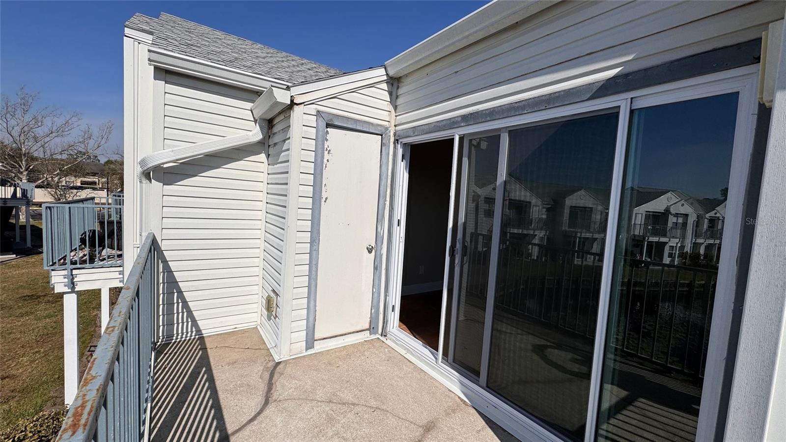 Image 14 of 16 For 2532 Woodgate Boulevard 202