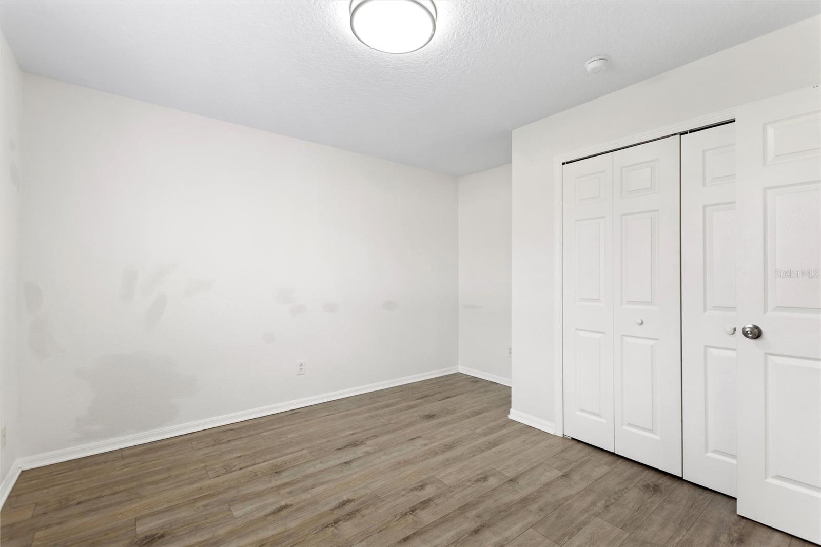 Image 25 of 42 For 9020 Pecky Cypress Way