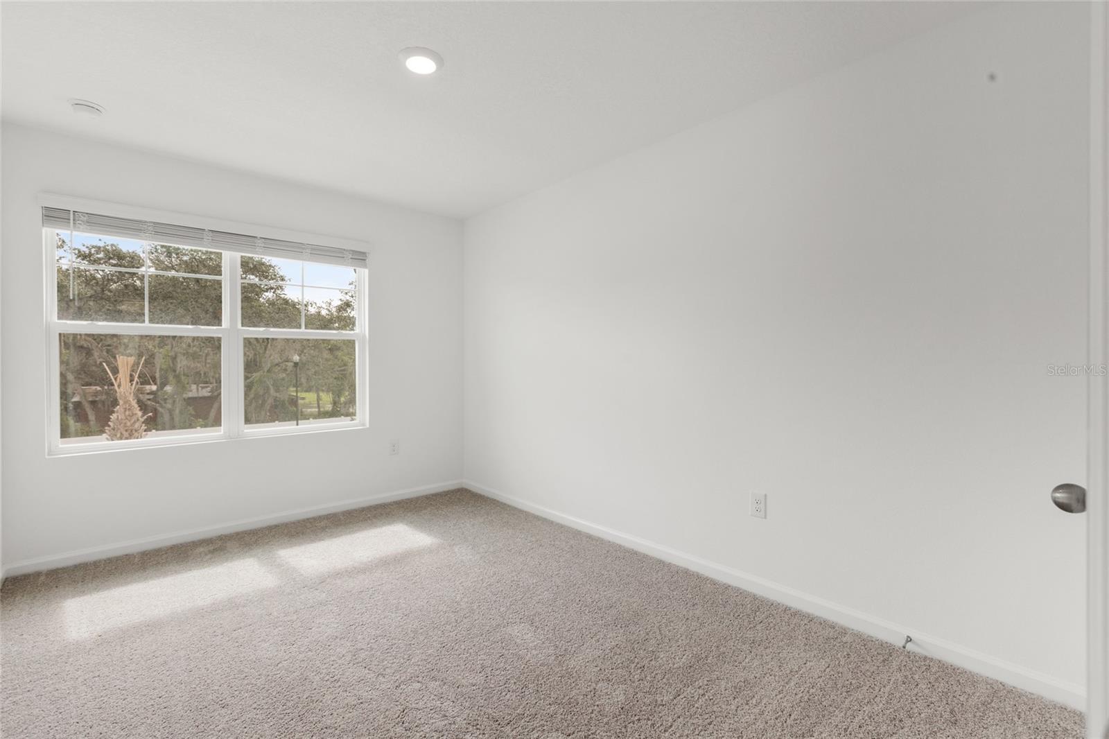 Image 14 of 30 For 358 Cadberry Place