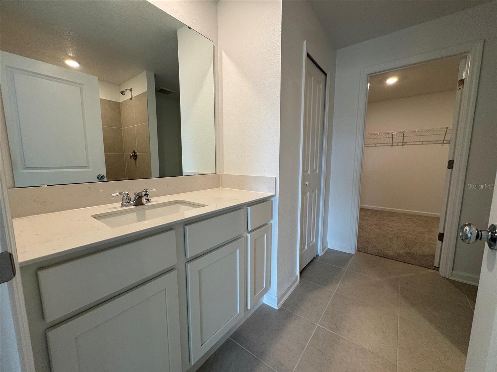 Image 18 of 31 For 2185 Lasso Loop