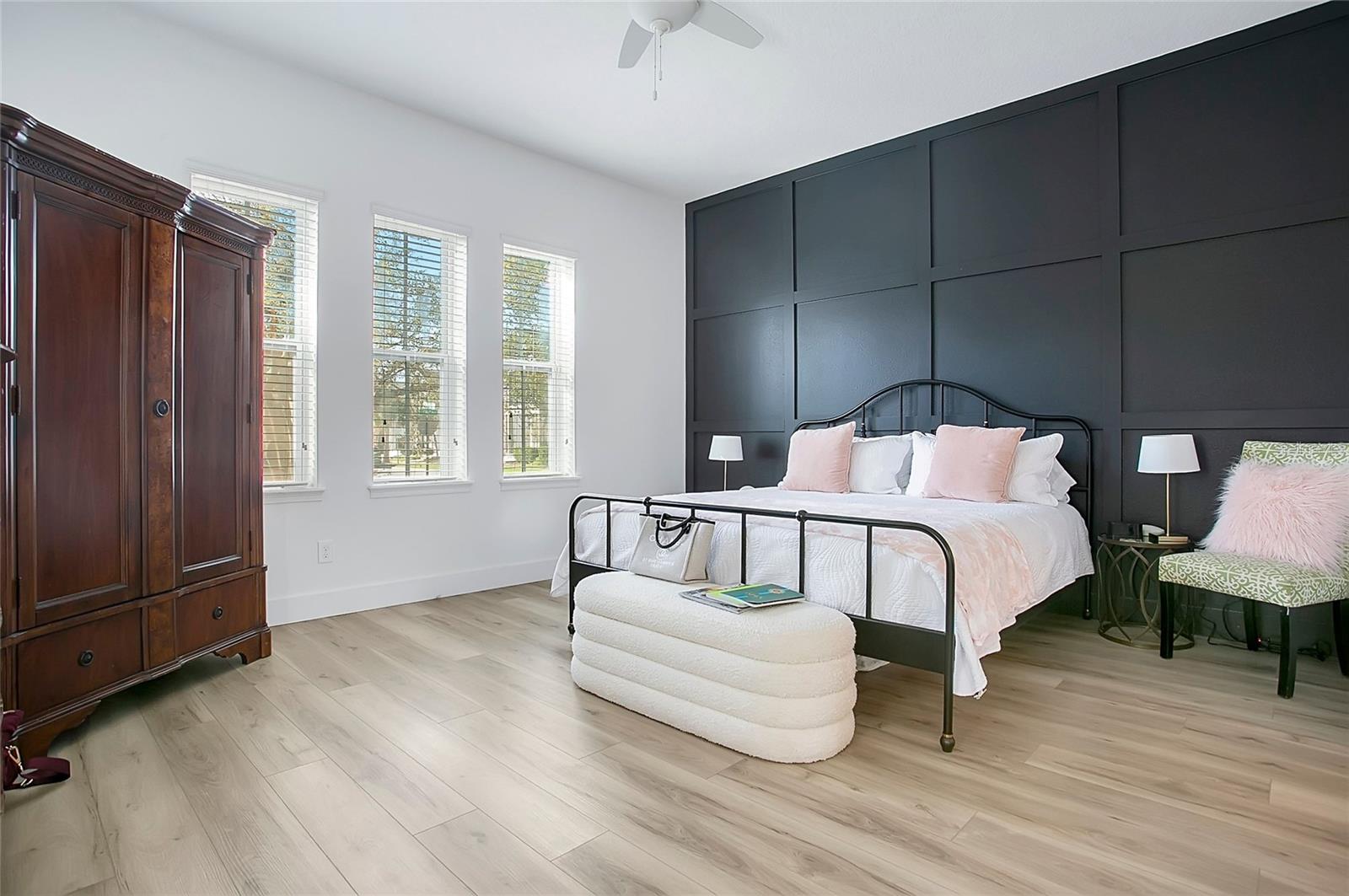 Image 12 of 46 For 13795 Eliot Avenue