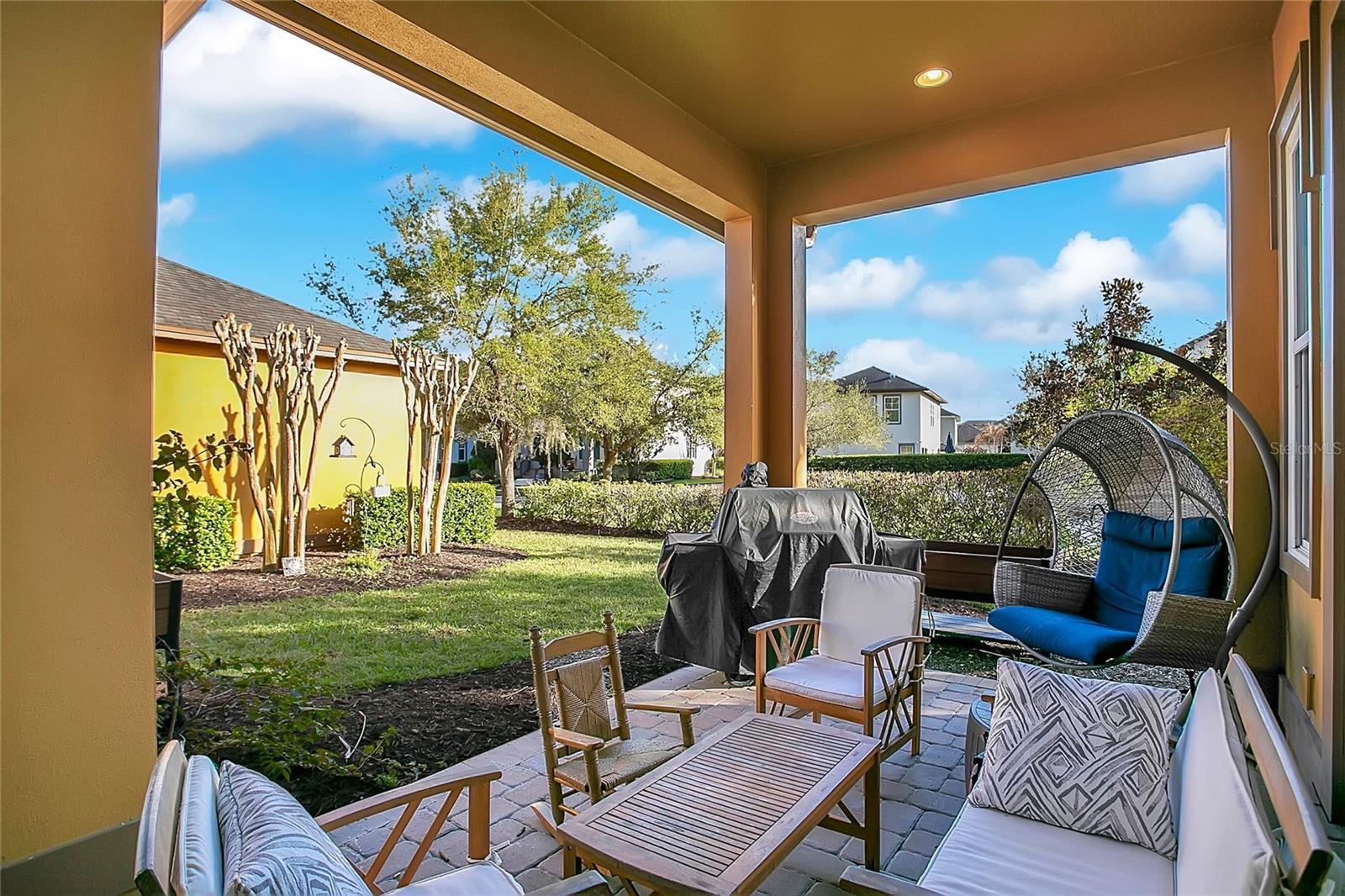 Image 25 of 46 For 13795 Eliot Avenue