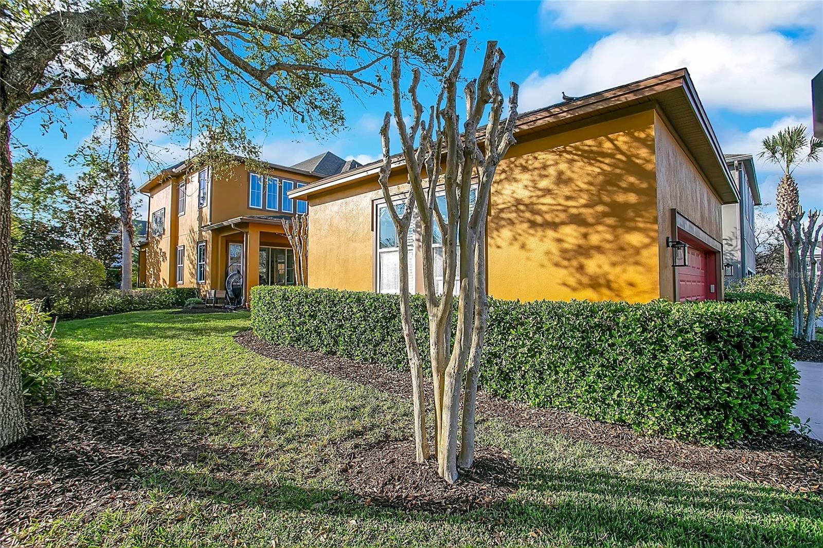 Image 27 of 46 For 13795 Eliot Avenue