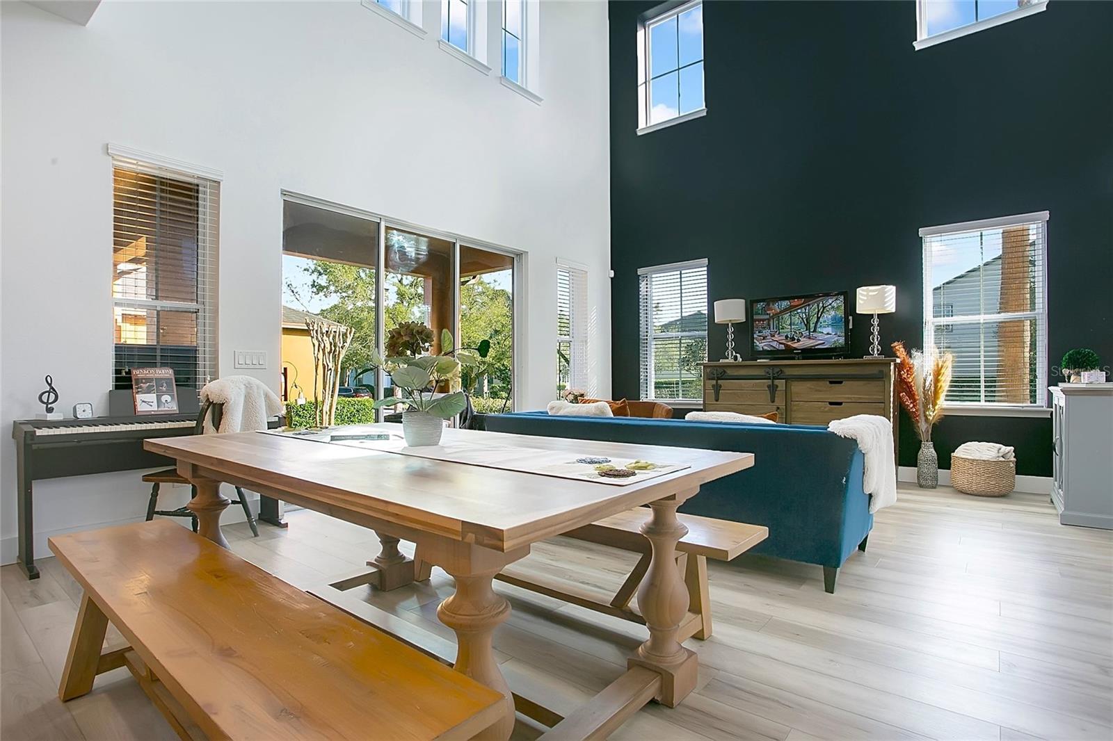 Image 9 of 46 For 13795 Eliot Avenue