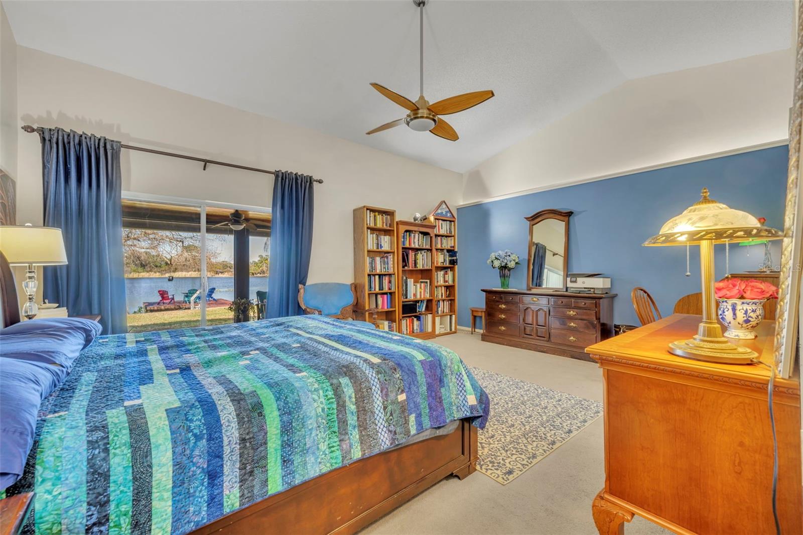 Image 17 of 32 For 703 Meredith Street