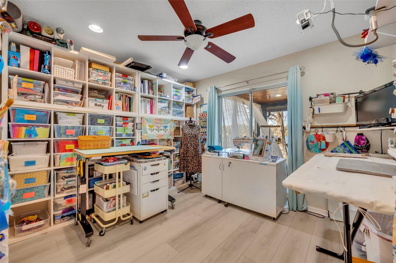 Image 20 of 32 For 703 Meredith Street