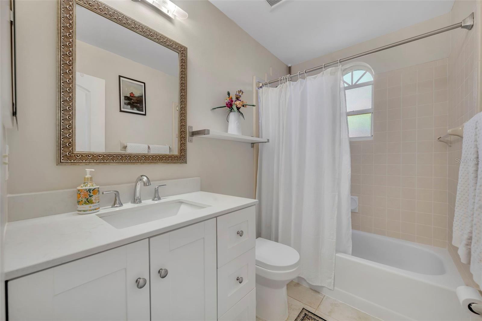 Image 21 of 32 For 703 Meredith Street