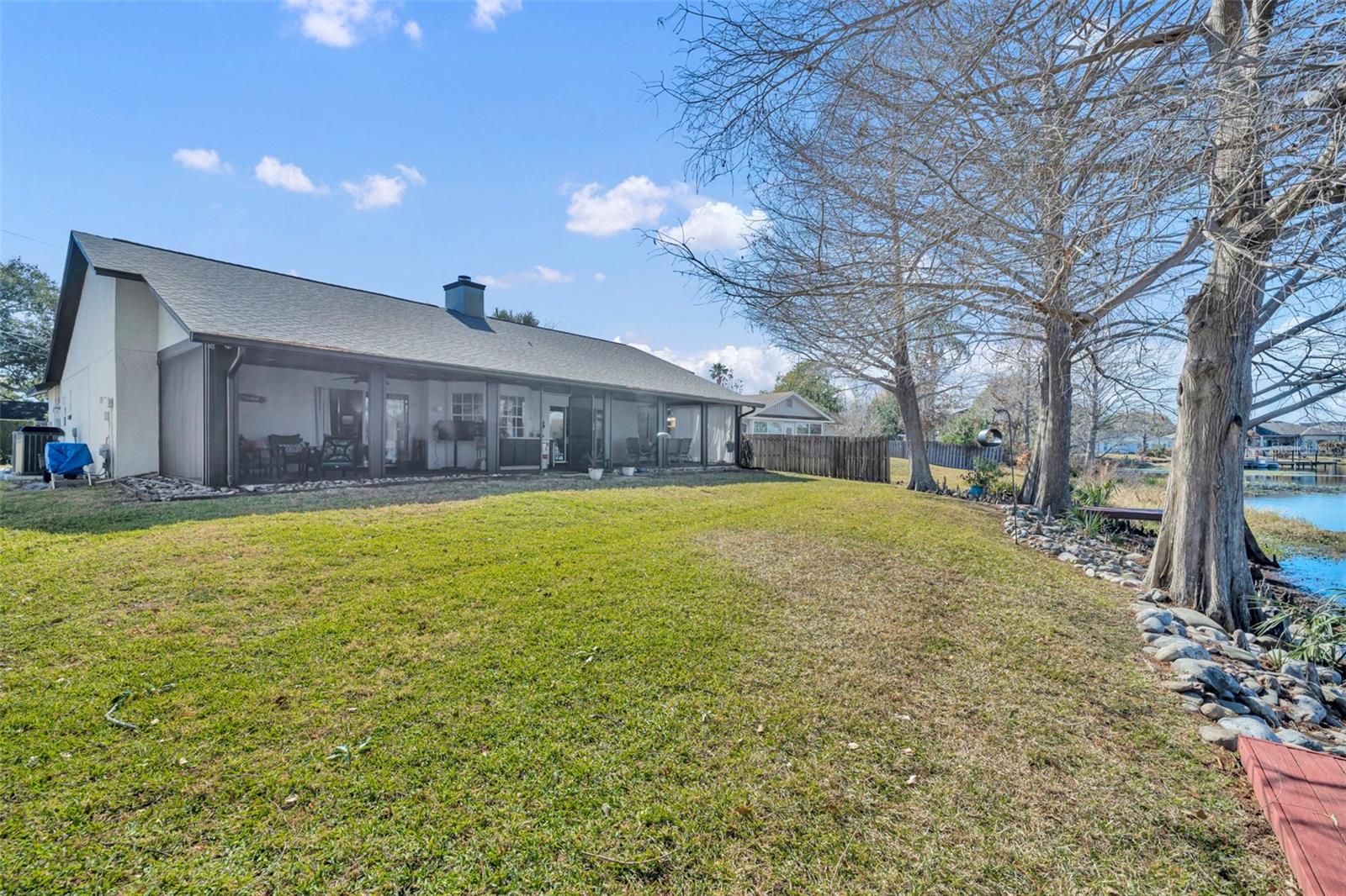 Image 24 of 32 For 703 Meredith Street