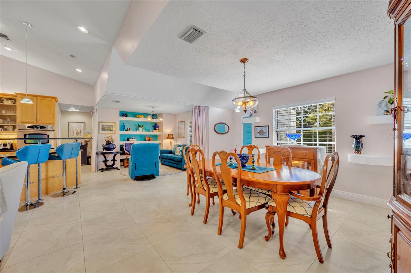 Image 7 of 32 For 703 Meredith Street