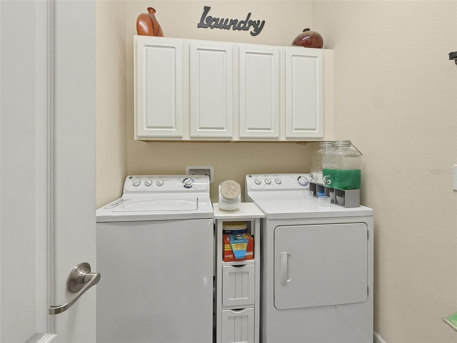 Image 18 of 32 For 4020 Carteret Drive