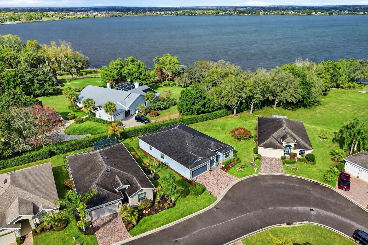 Image 2 of 32 For 4020 Carteret Drive