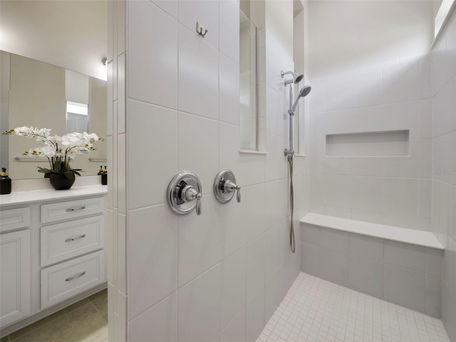 Image 16 of 27 For 906 Savannah Palms Boulevard