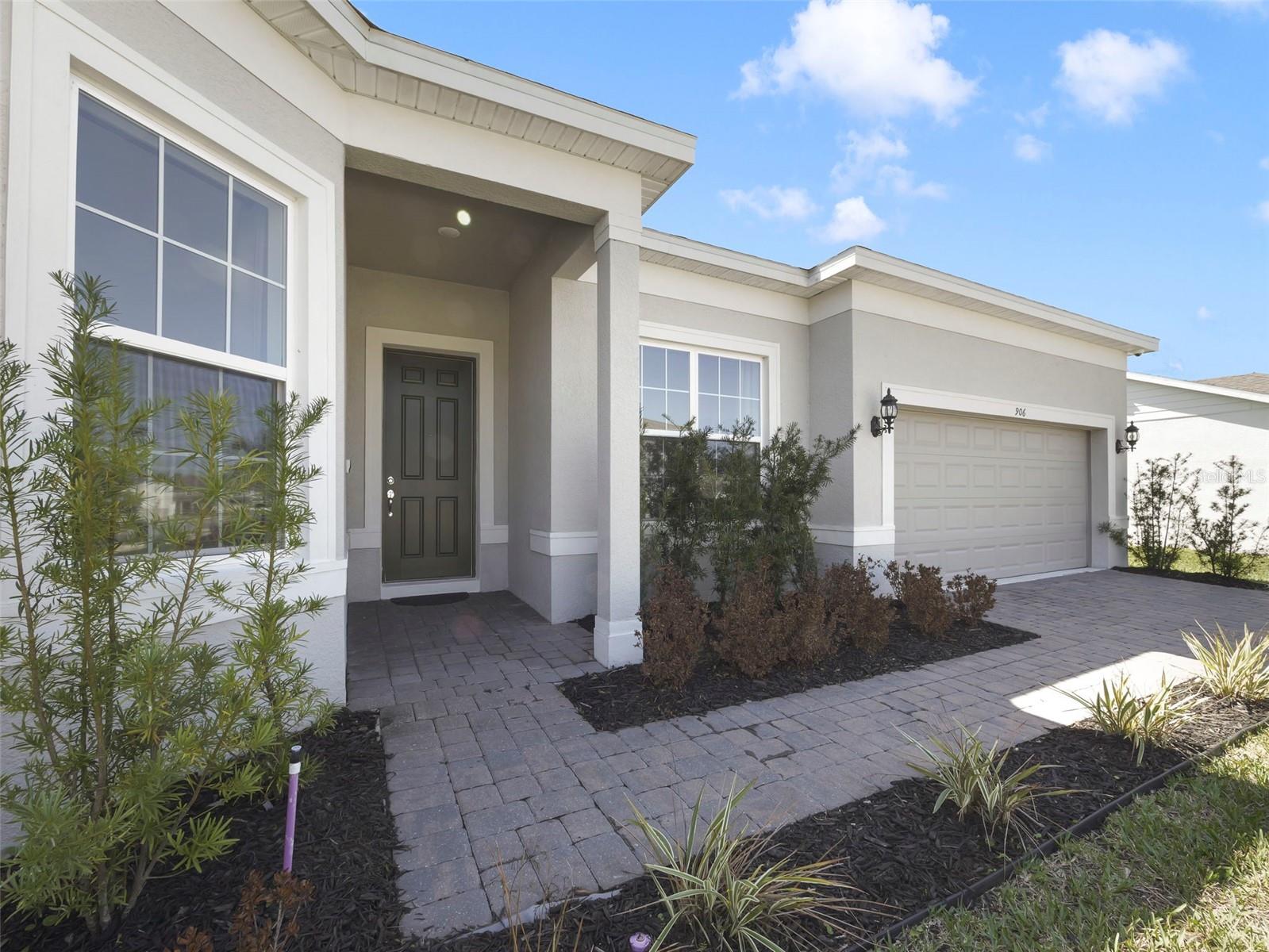 Image 2 of 27 For 906 Savannah Palms Boulevard