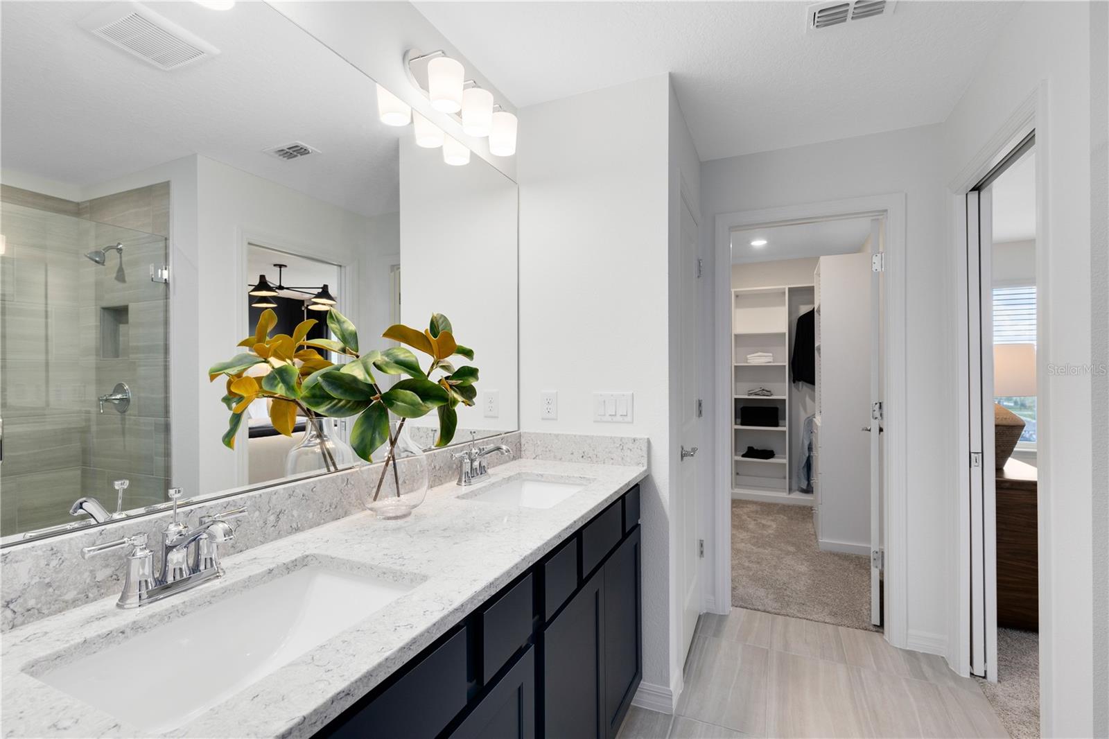 Image 23 of 35 For 10118 Hadley Street