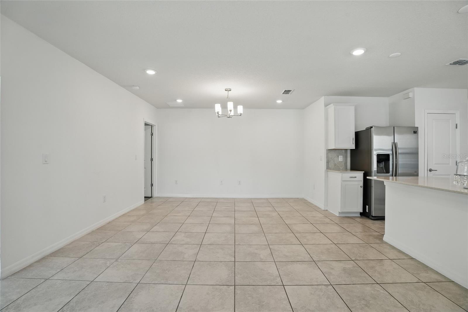 Image 21 of 69 For 5079 Royal Point Avenue