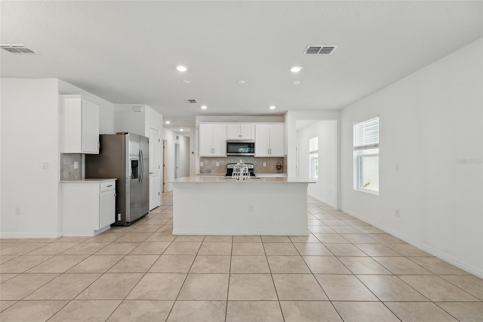 Image 26 of 69 For 5079 Royal Point Avenue