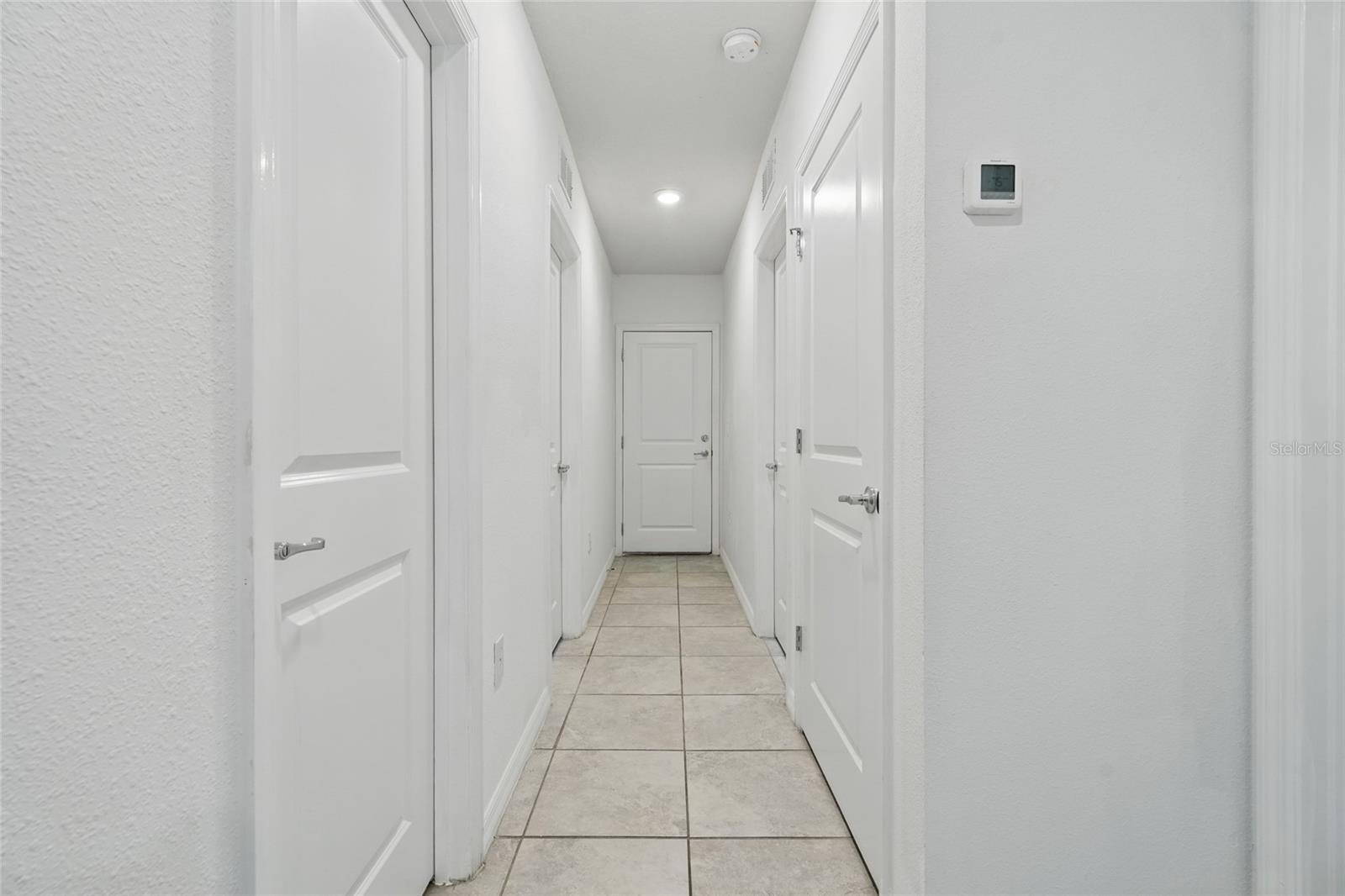 Image 31 of 69 For 5079 Royal Point Avenue