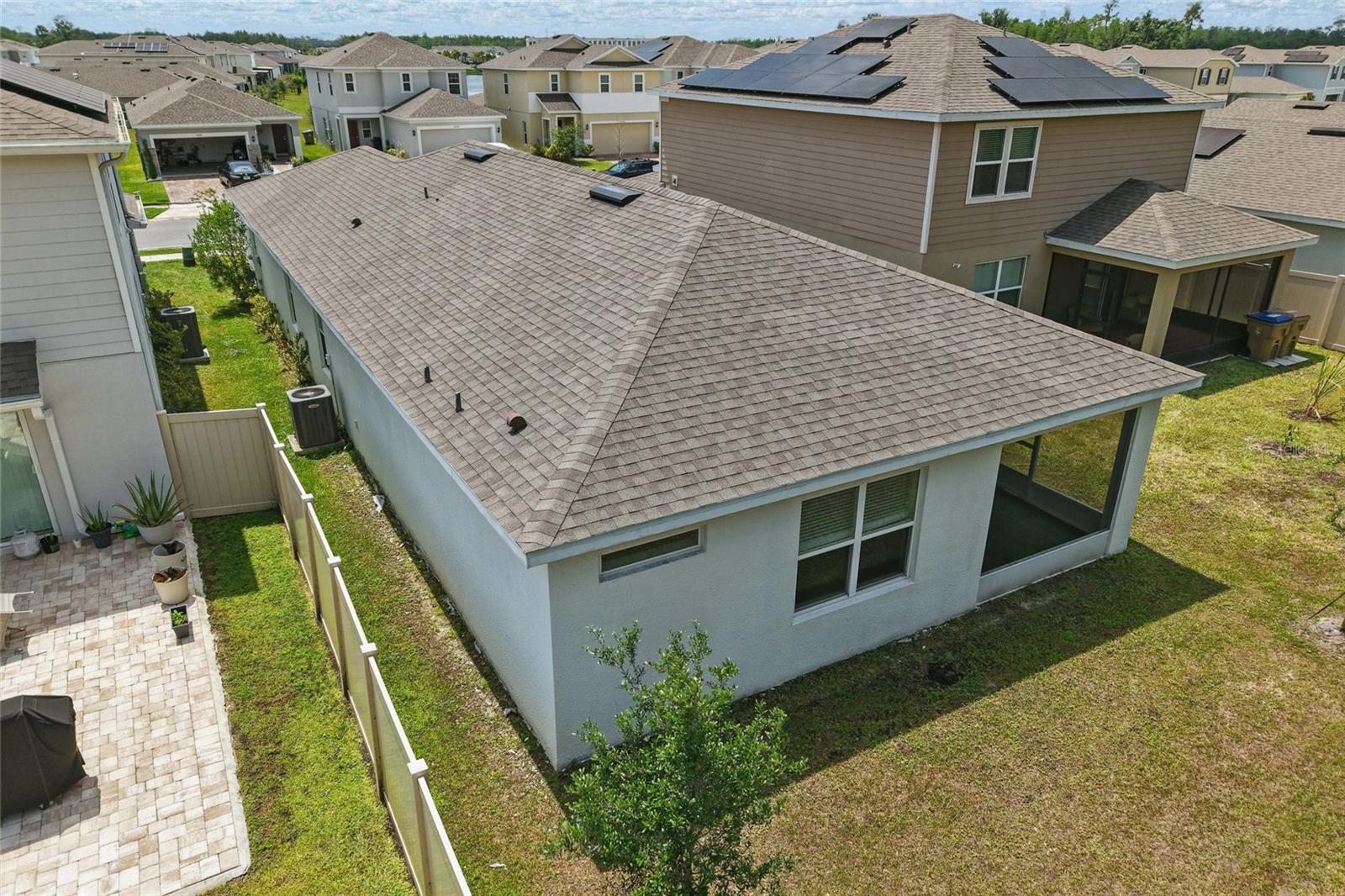 Image 58 of 69 For 5079 Royal Point Avenue