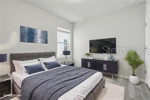 Image 6 of 69 For 5079 Royal Point Avenue