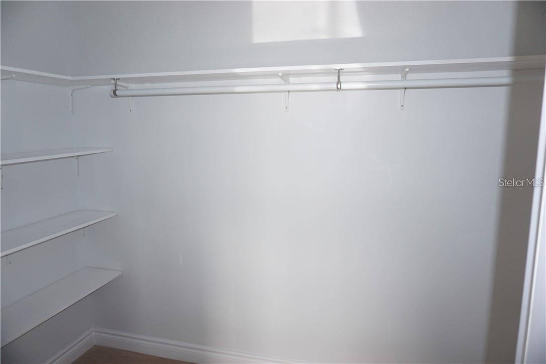 Image 16 of 31 For 1908 Greenbriar Terrace