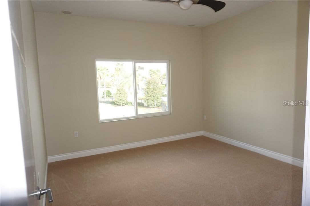 Image 19 of 31 For 1908 Greenbriar Terrace