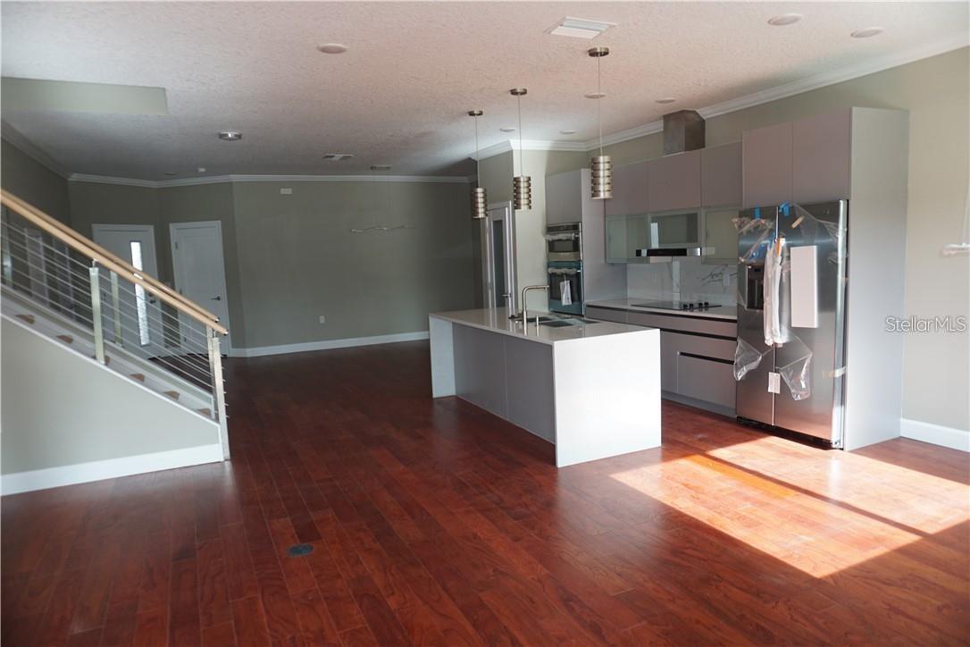 Image 2 of 31 For 1908 Greenbriar Terrace